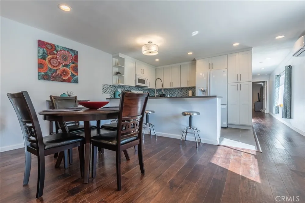 3615 Sunswept Drive Studio City, CA 91604