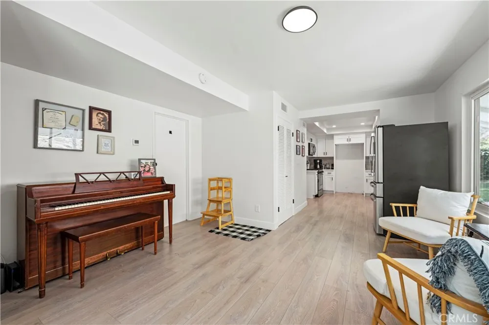 28019 Deep Creek Canyon Country, CA 91387