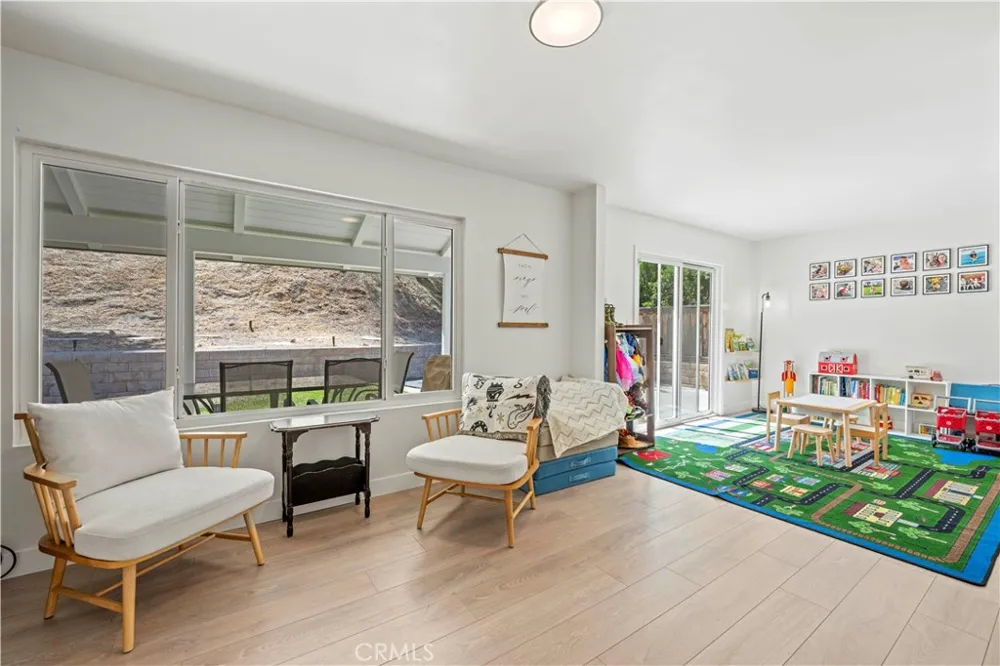 28019 Deep Creek Canyon Country, CA 91387