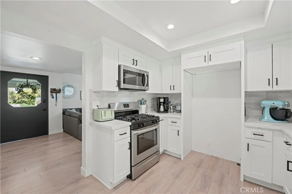 28019 Deep Creek Canyon Country, CA 91387