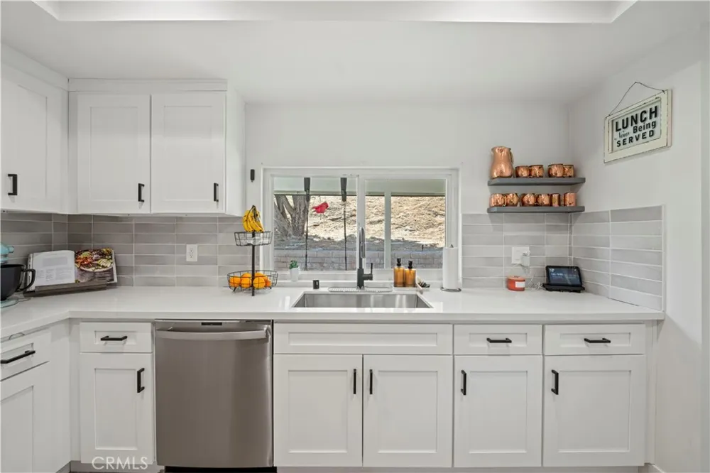 28019 Deep Creek Canyon Country, CA 91387