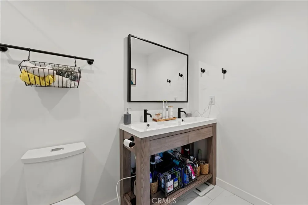 28019 Deep Creek Canyon Country, CA 91387