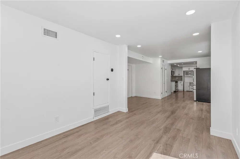 28019 Deep Creek Canyon Country, CA 91387