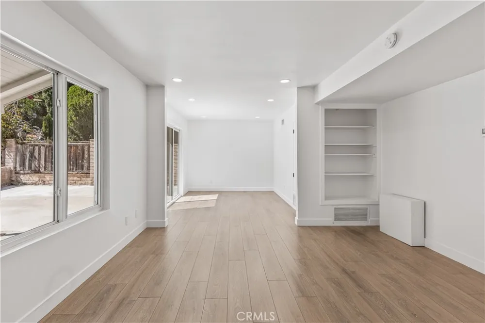 28019 Deep Creek Canyon Country, CA 91387