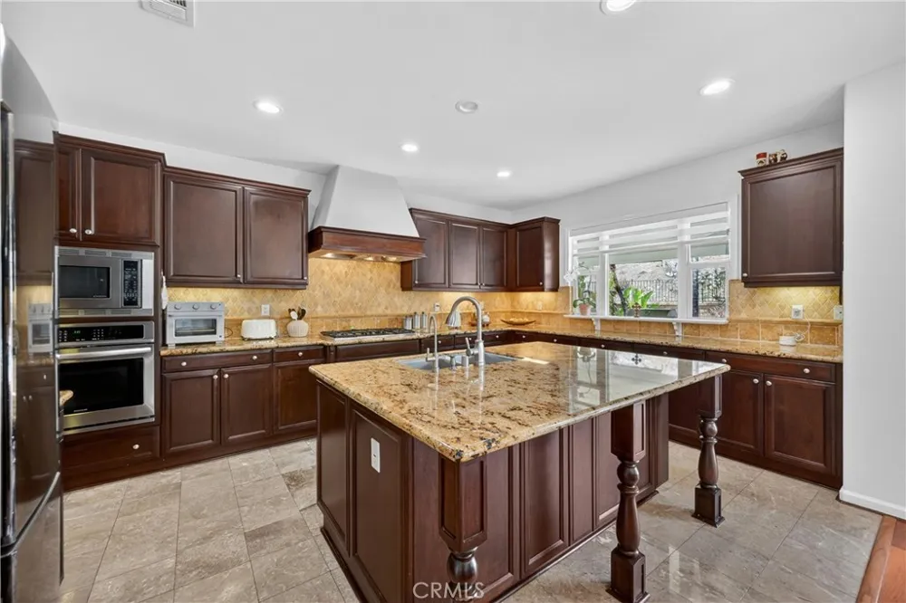 2883 Wolfson Circle Corona, CA 92879