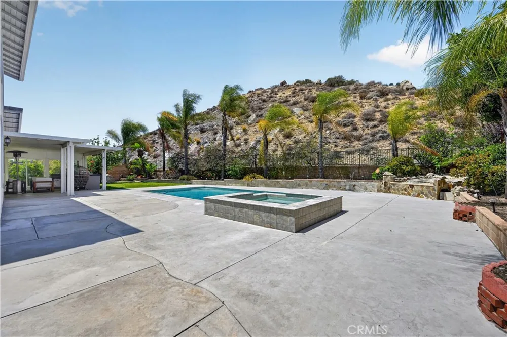 2883 Wolfson Circle Corona, CA 92879