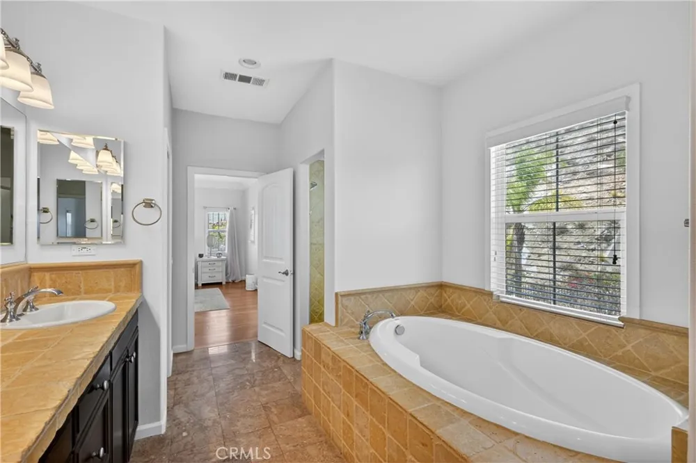 2883 Wolfson Circle Corona, CA 92879