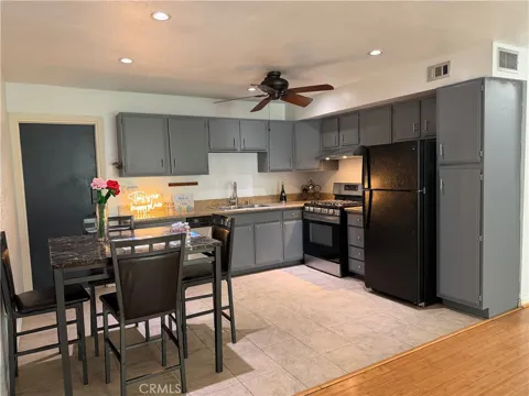 1434 Highland Avenue #8
