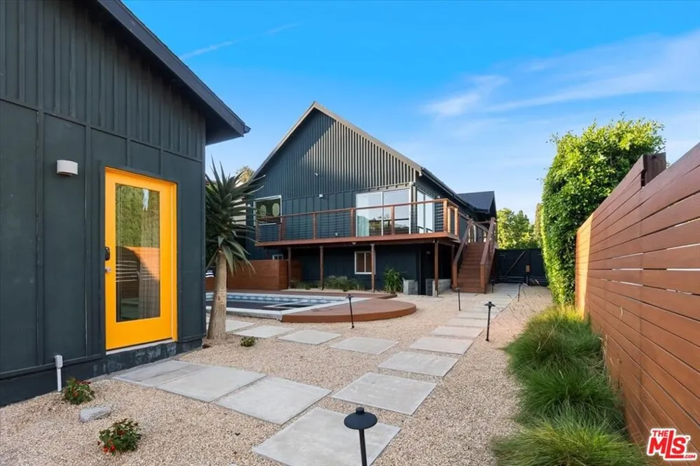 2240 Ewing Street Los Angeles, CA 90039