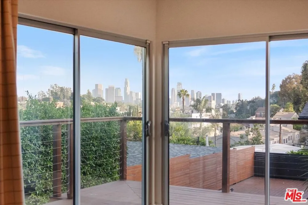 2240 Ewing Street Los Angeles, CA 90039