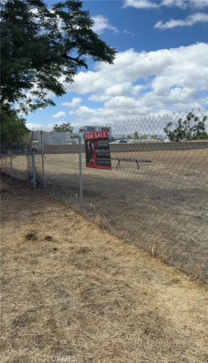 26355 GIRARD ST Hemet, CA 92544