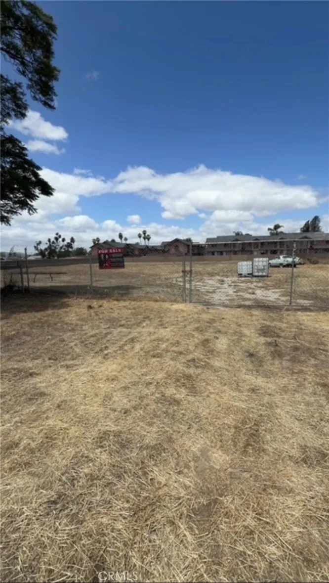26355 GIRARD ST Hemet, CA 92544