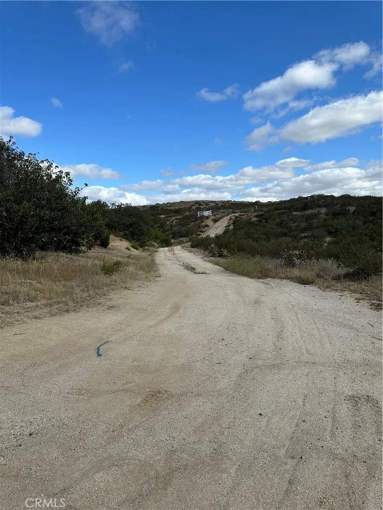 43043 Ardia Road Hemet, CA 92544