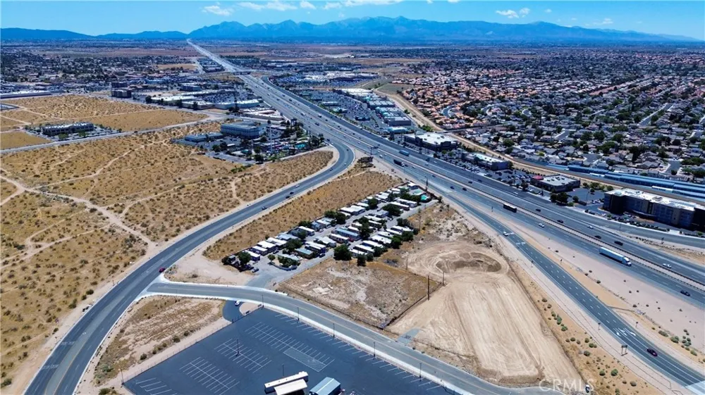 1 Locust Road Hesperia, CA 92345