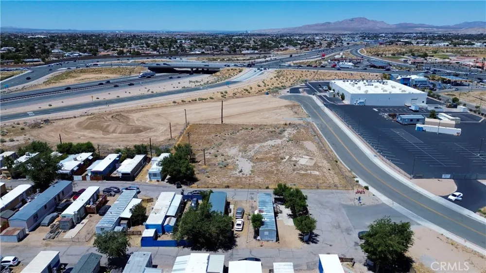 1 Locust Road Hesperia, CA 92345