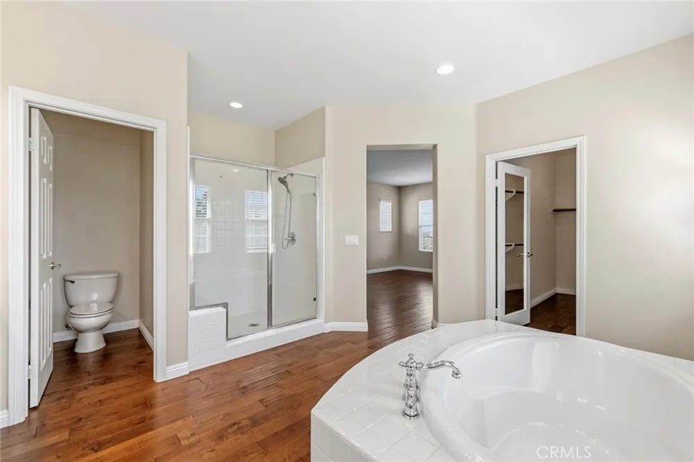 26807 Cottonwood Court Valencia, CA 91381