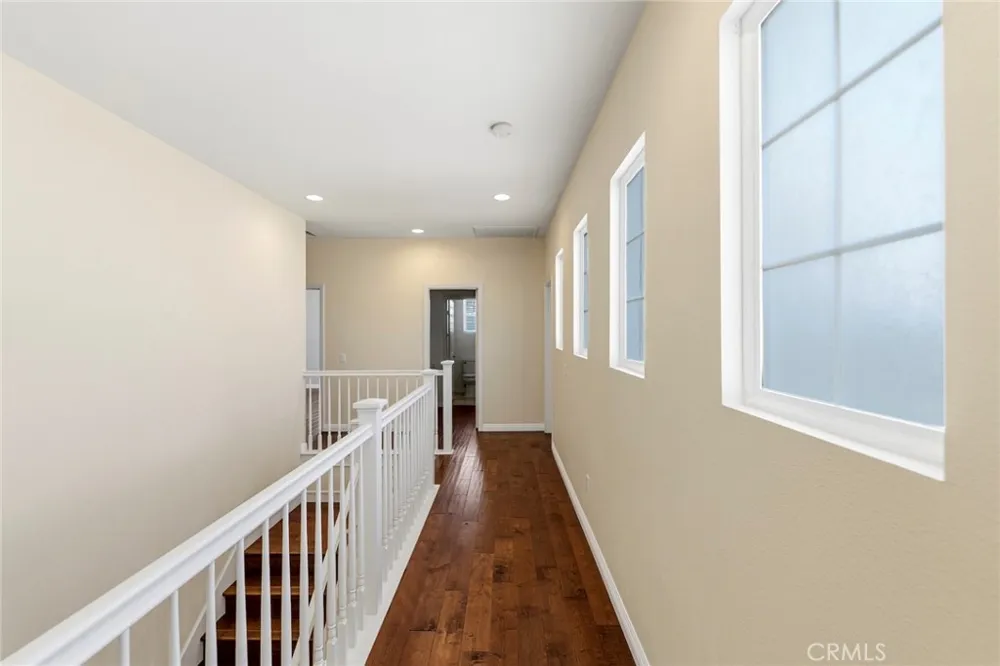26807 Cottonwood Court Valencia, CA 91381