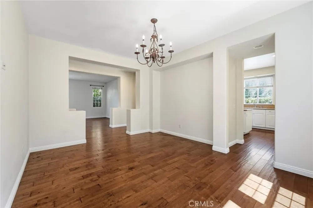 26807 Cottonwood Court Valencia, CA 91381