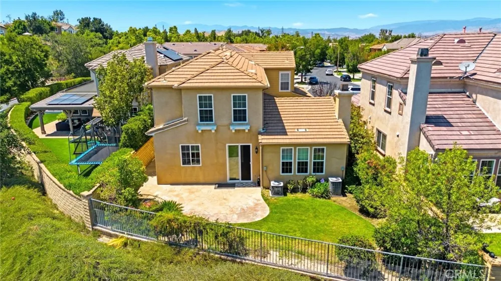 26807 Cottonwood Court Valencia, CA 91381