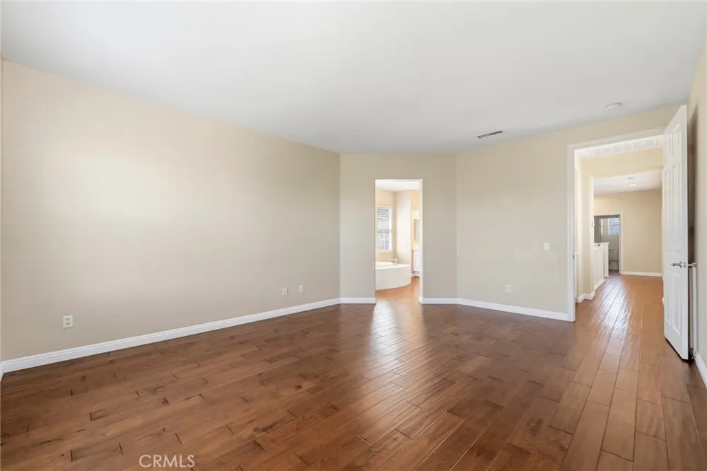 26807 Cottonwood Court Valencia, CA 91381