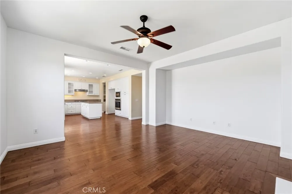26807 Cottonwood Court Valencia, CA 91381