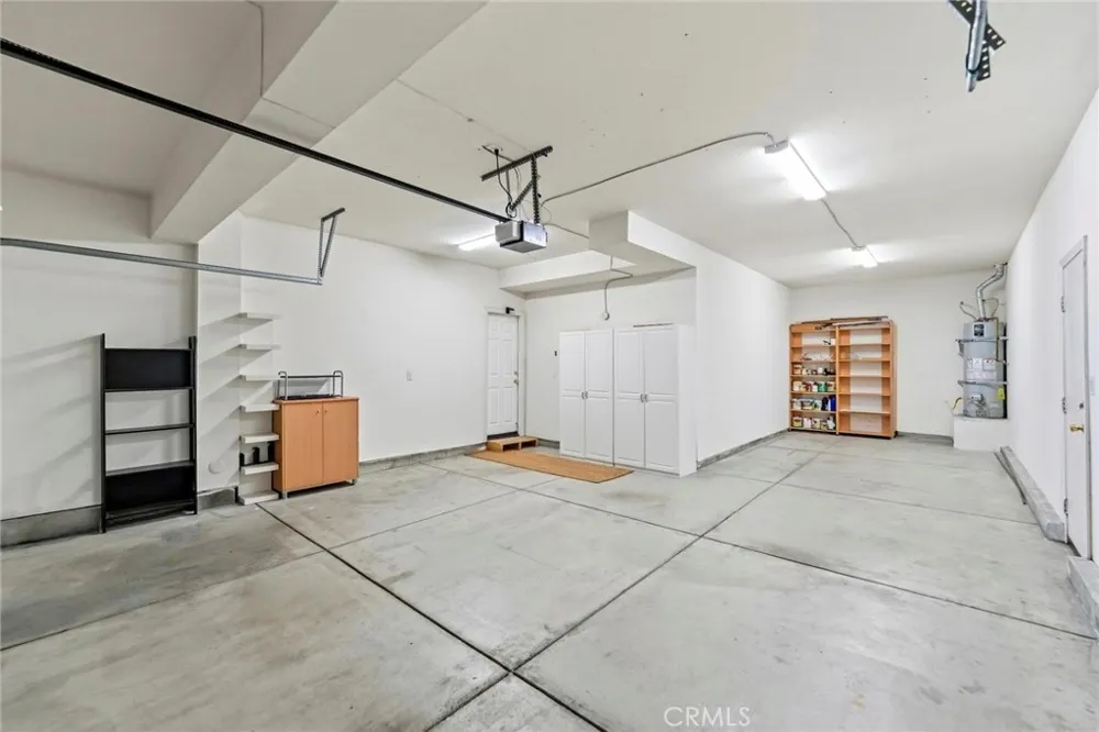 26807 Cottonwood Court Valencia, CA 91381