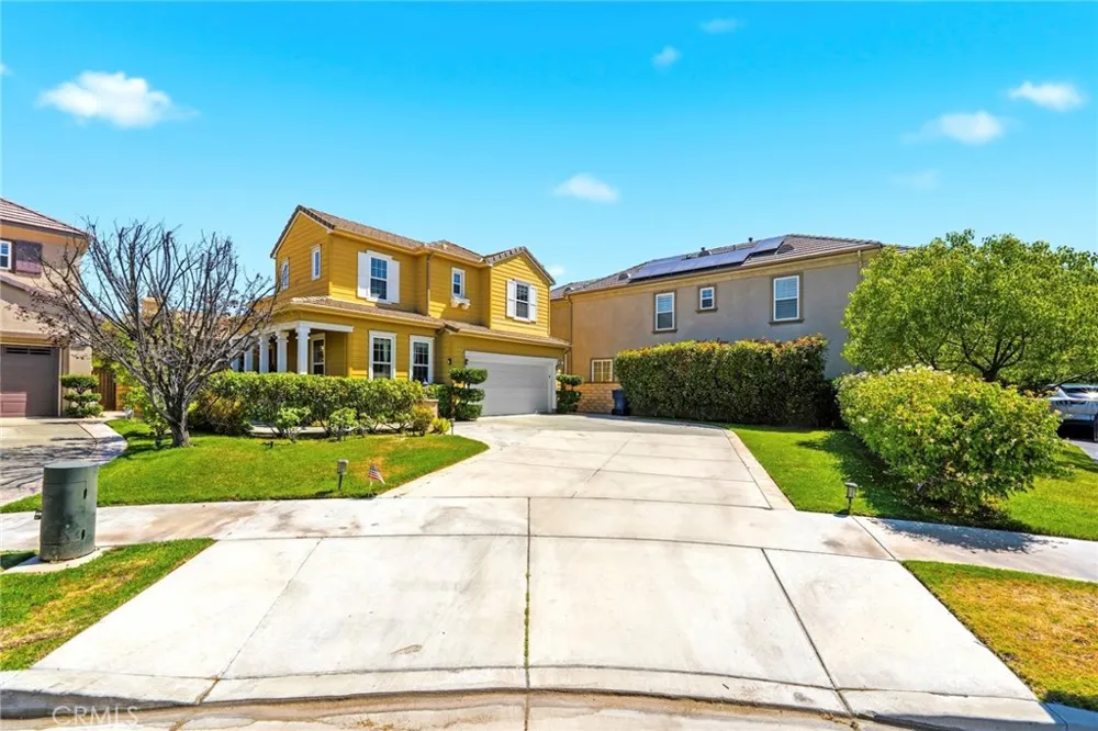 26807 Cottonwood Court Valencia, CA 91381