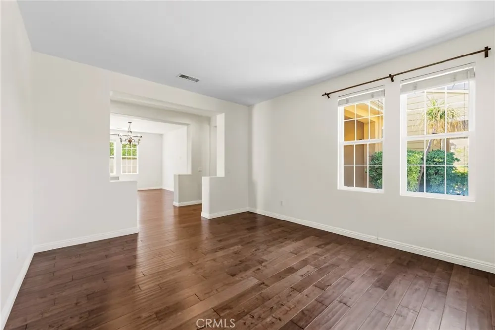 26807 Cottonwood Court Valencia, CA 91381