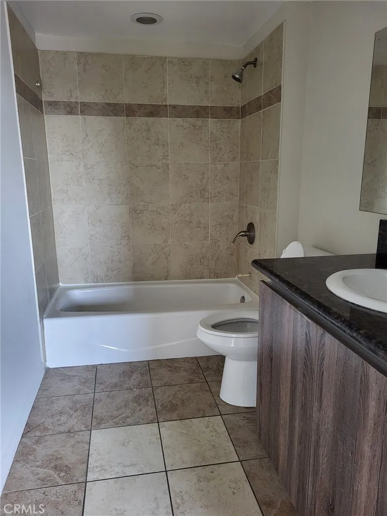 13190 Bromont Street #110 Sylmar, CA 91342