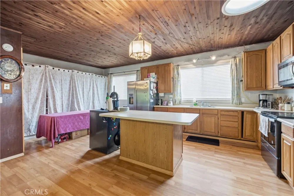 17212 Jeanese Jamestown, CA 95327