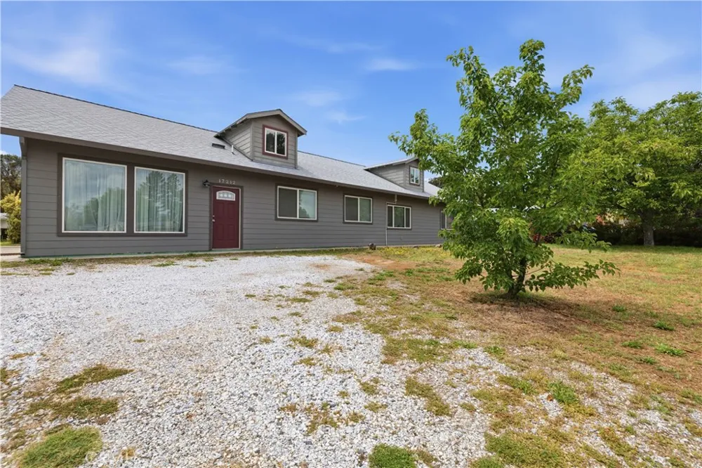 17212 Jeanese Jamestown, CA 95327