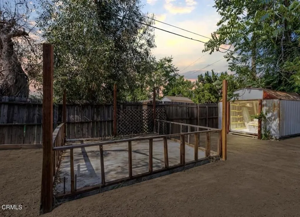 15638 Simonds Street Granada Hills, CA 91344