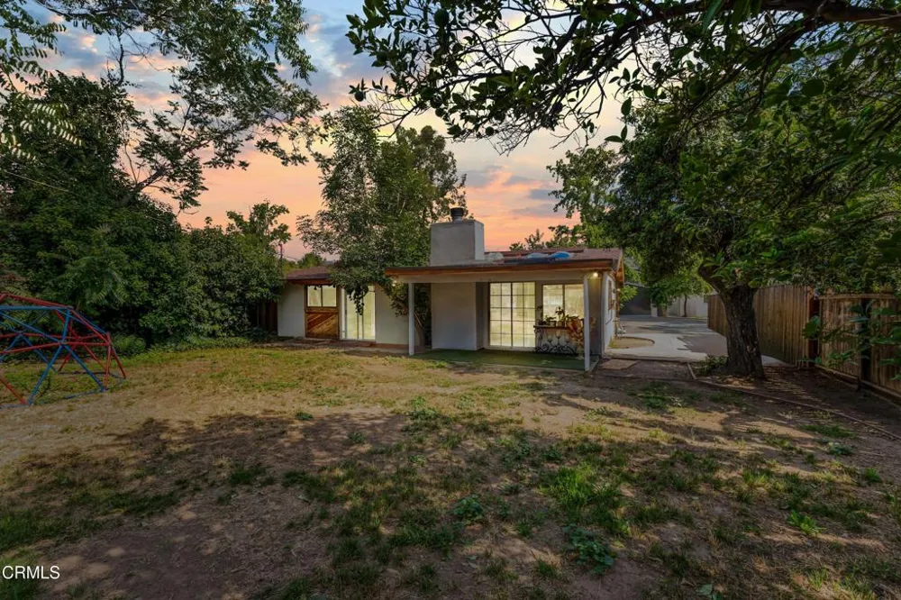 15638 Simonds Street Granada Hills, CA 91344