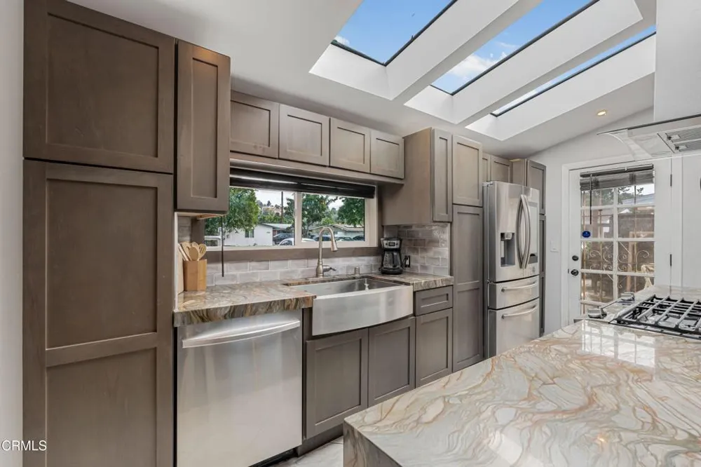 15638 Simonds Street Granada Hills, CA 91344