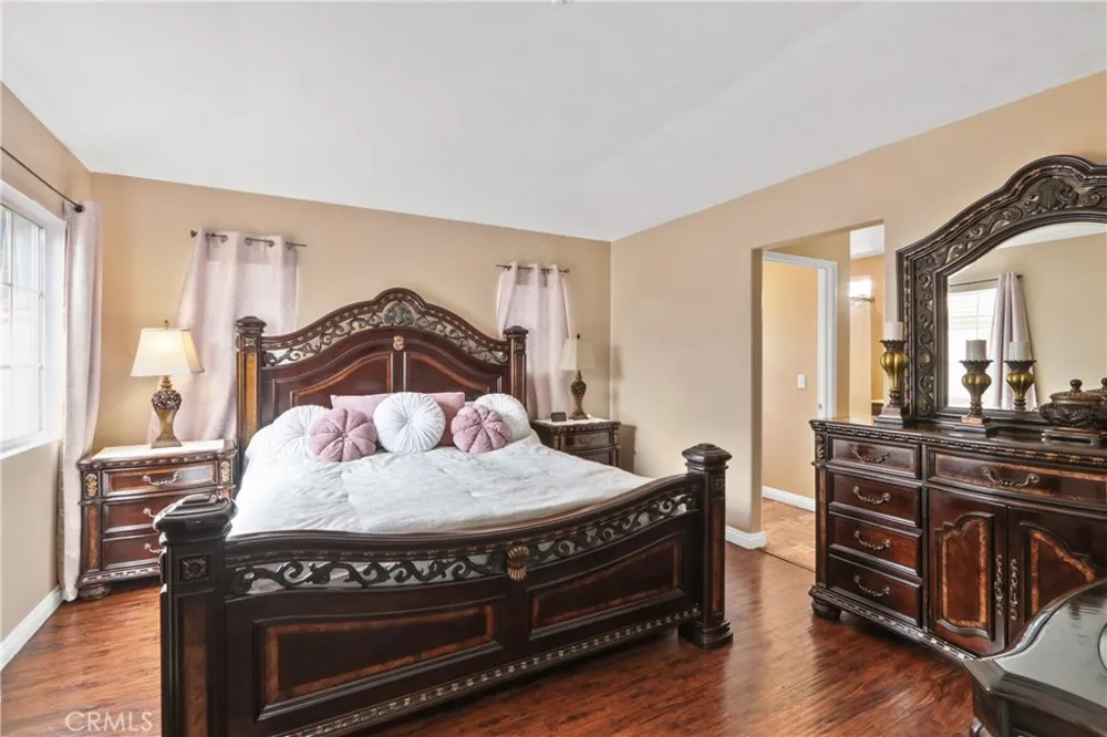 10988 Las Flores El Monte, CA 91731