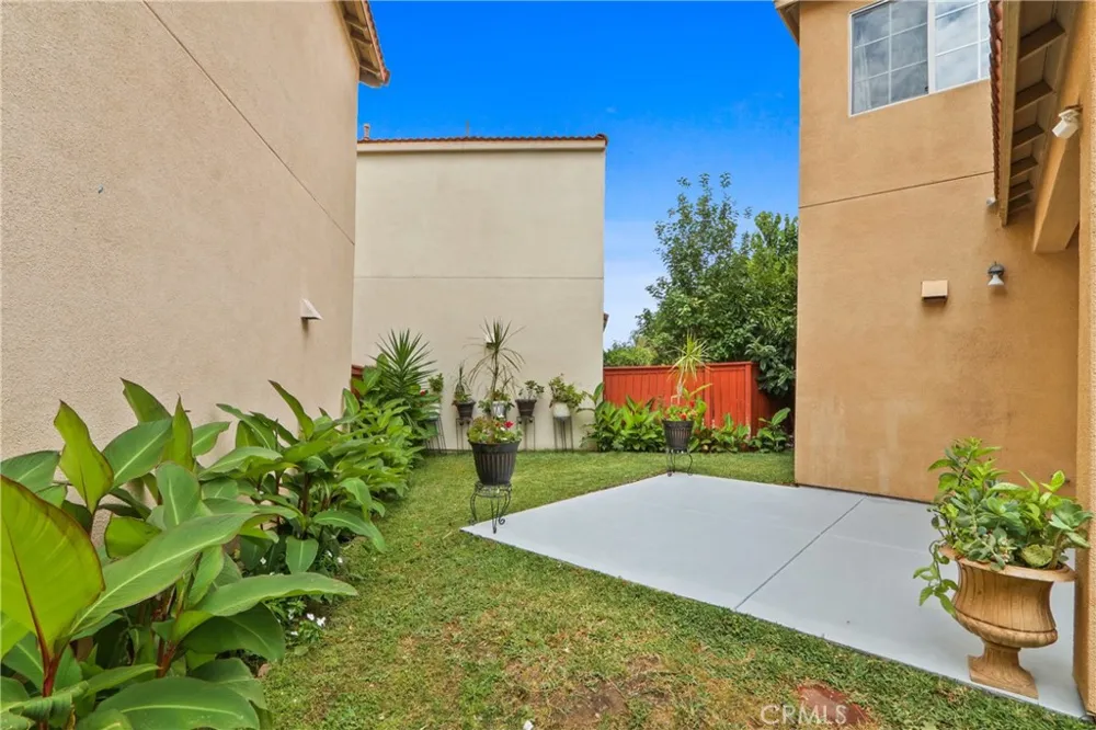 10988 Las Flores El Monte, CA 91731