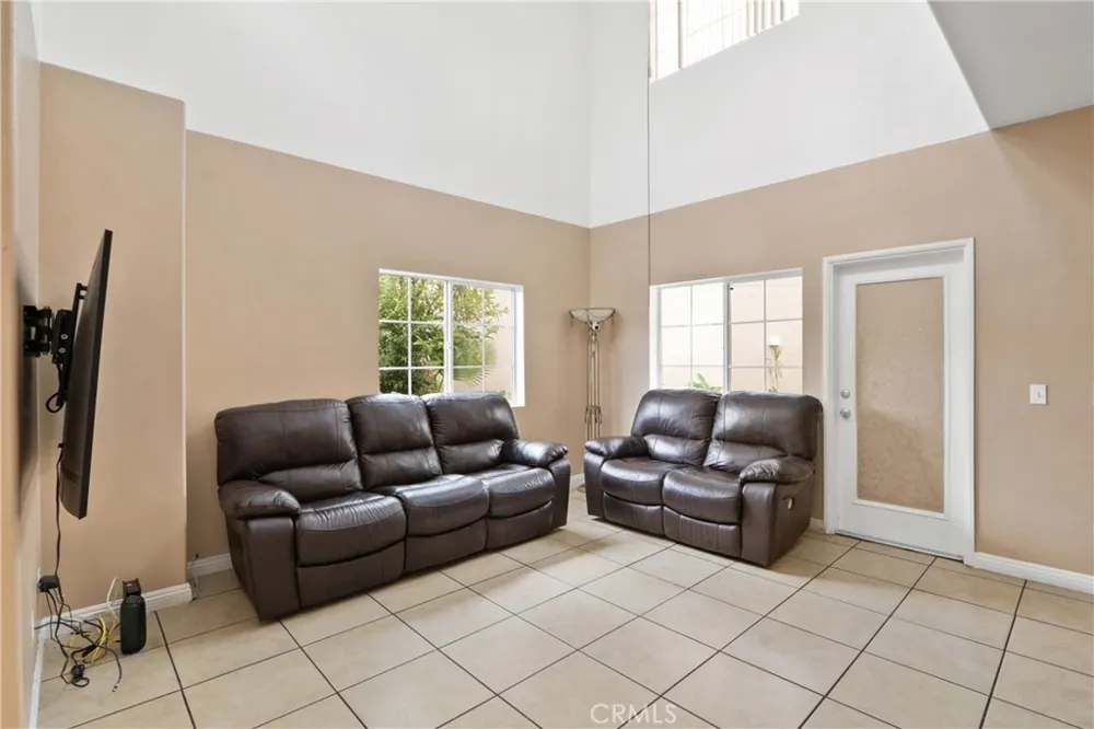 10988 Las Flores El Monte, CA 91731