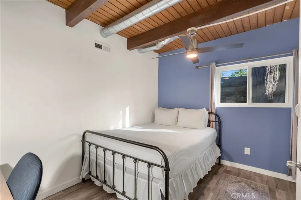 32061 Pine Cone Running Springs, CA 92382