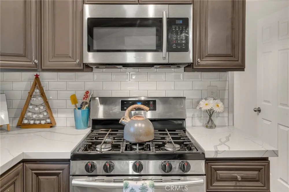 32061 Pine Cone Running Springs, CA 92382