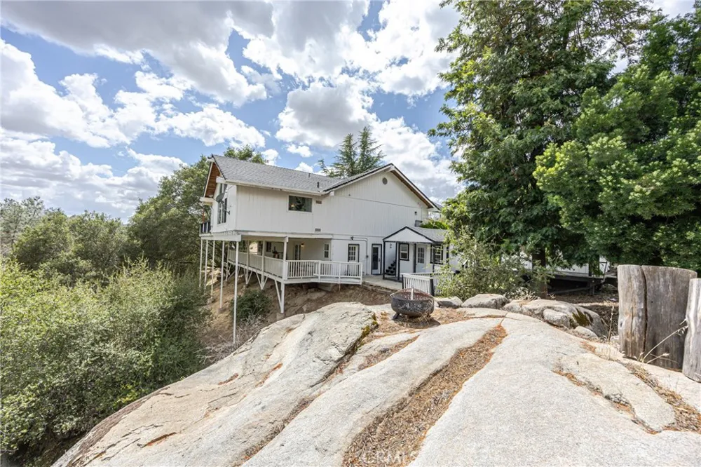 28977 Long Hollow Court Coarsegold, CA 93614