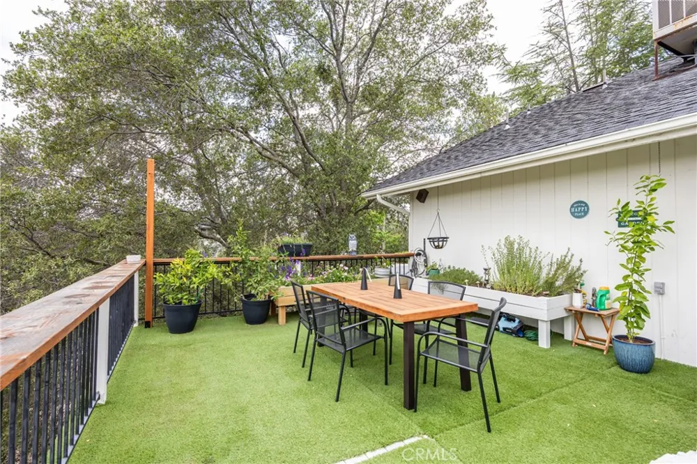28977 Long Hollow Court Coarsegold, CA 93614