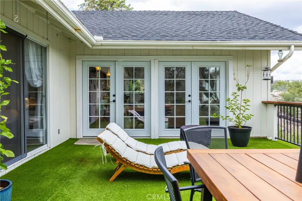28977 Long Hollow Court Coarsegold, CA 93614