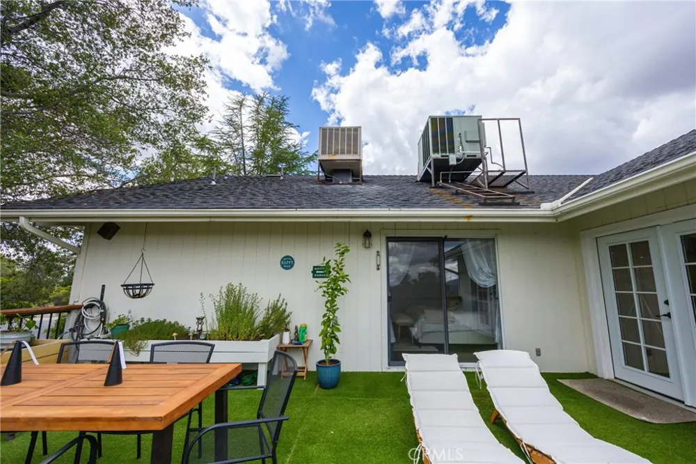 28977 Long Hollow Court Coarsegold, CA 93614