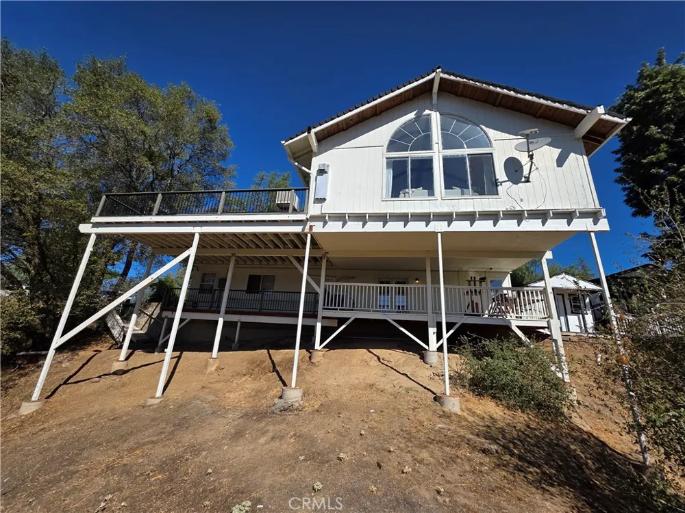 28977 Long Hollow Court Coarsegold, CA 93614
