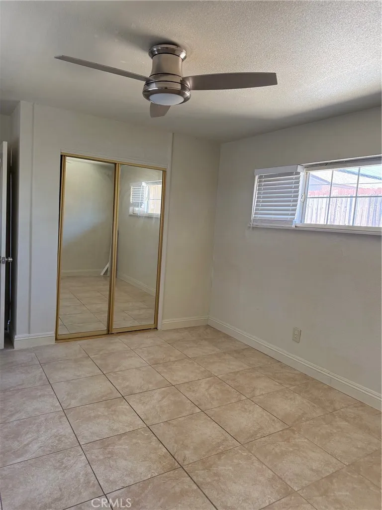 20930 Lone Eagle #2 Apple Valley, CA 92308