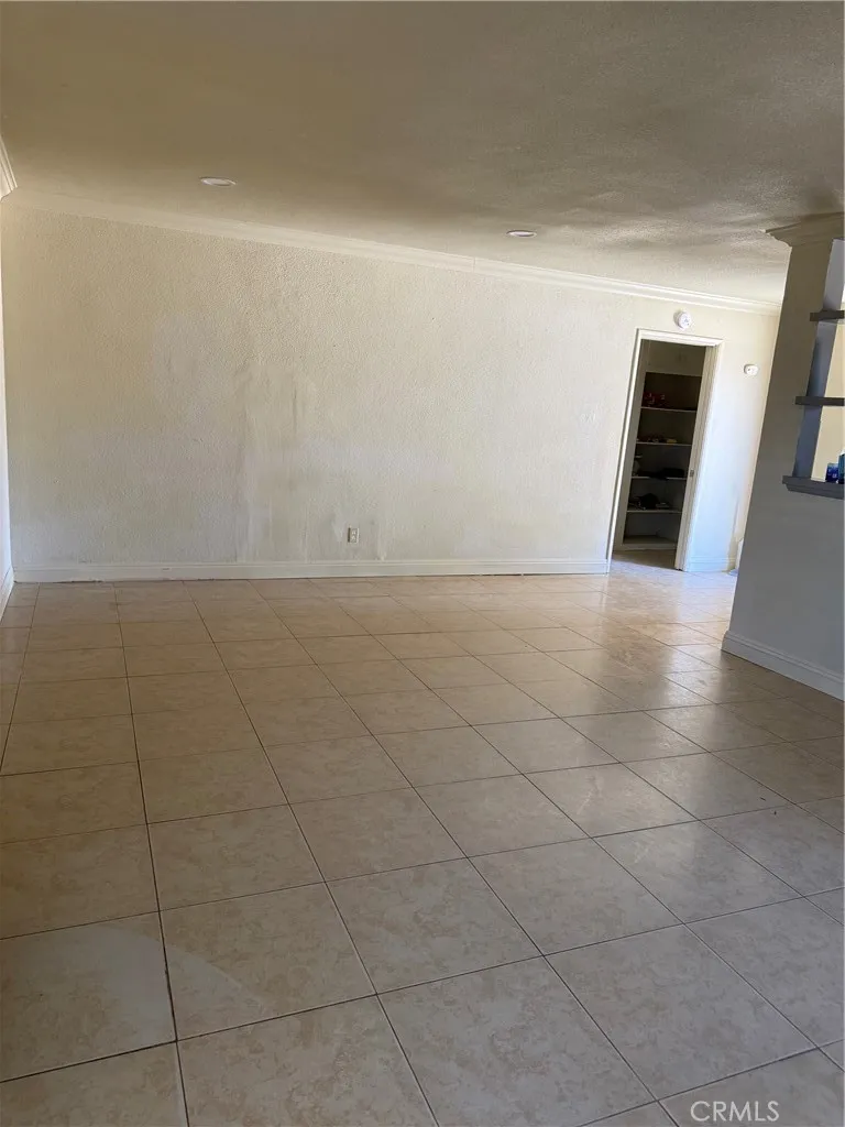 20930 Lone Eagle #2 Apple Valley, CA 92308