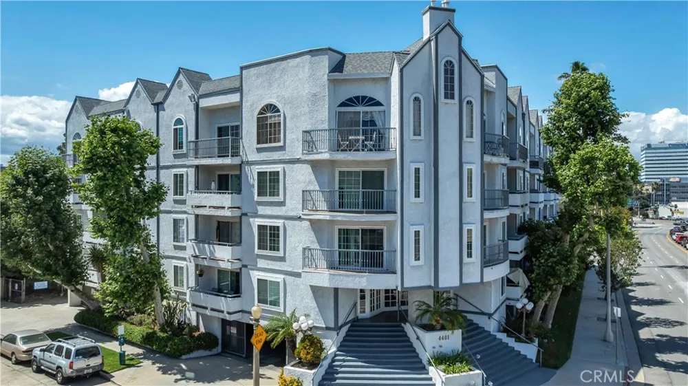4401 Sepulveda Boulevard #105 Sherman Oaks, CA 91403