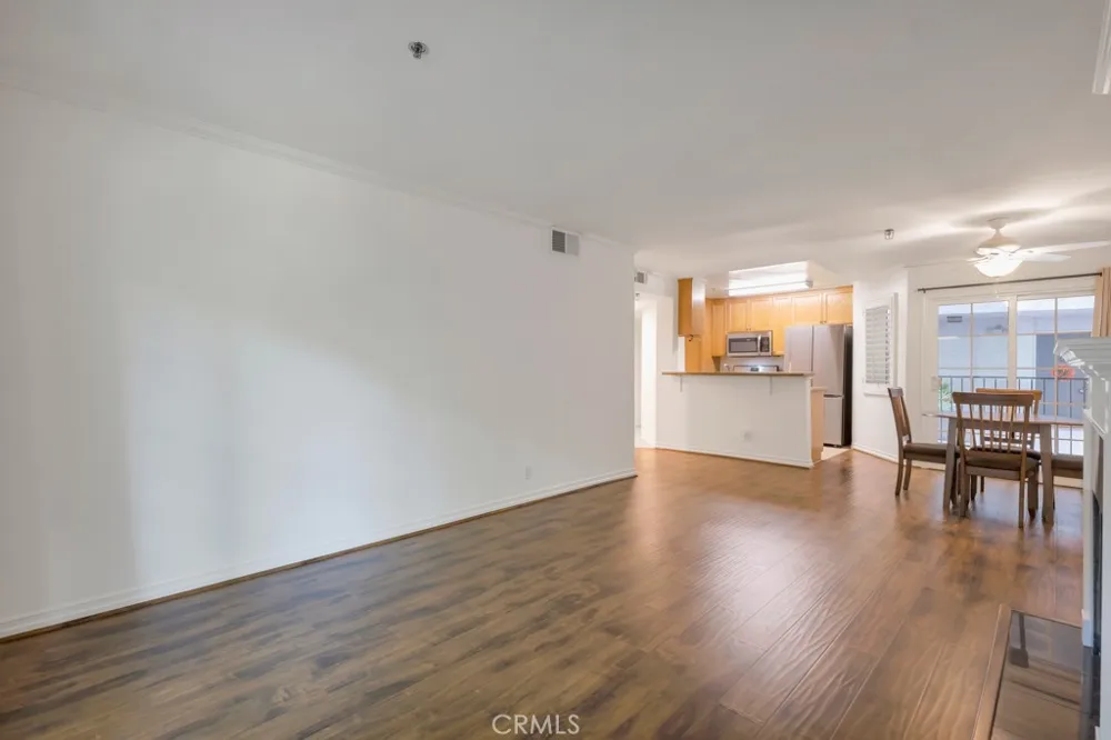 4401 Sepulveda Boulevard #105 Sherman Oaks, CA 91403