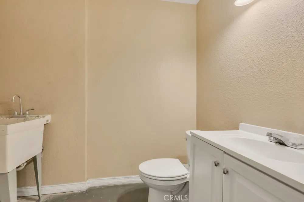 4401 Sepulveda Boulevard #105 Sherman Oaks, CA 91403