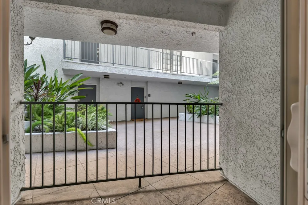 4401 Sepulveda Boulevard #105 Sherman Oaks, CA 91403